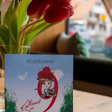 Elzland 9 Linden Hotel 4*