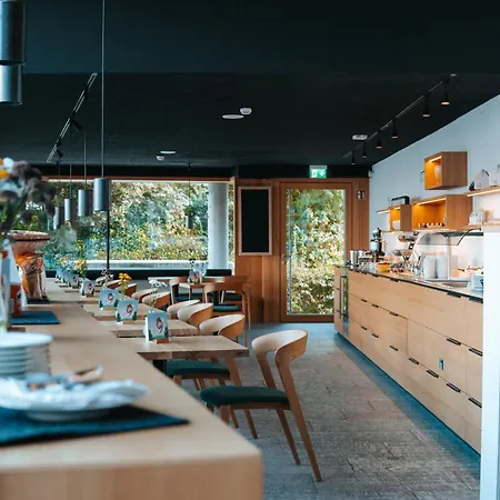 Otel Elzland 9 Linden 4*