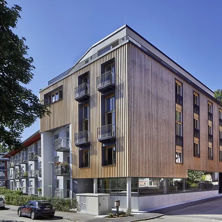 Elzland 9 Linden Otel 4*