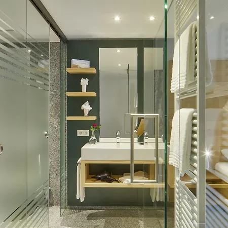 Otel Elzland 9 Linden