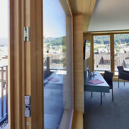 Elzland 9 Linden Otel 4*