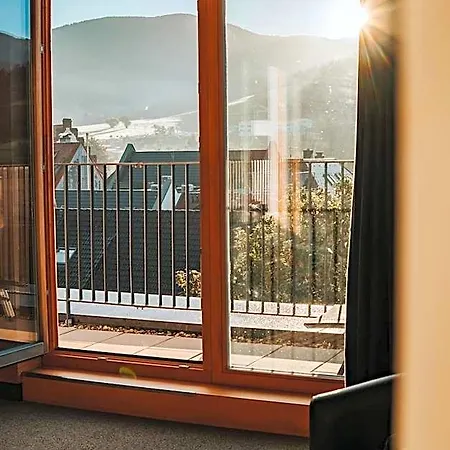 Hotel Elzland 9 Linden 4*