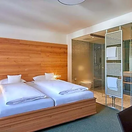 Elzland 9 Linden Hotel Elzach