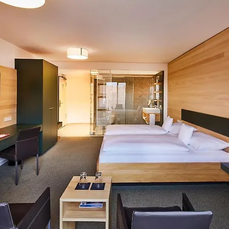 Elzland 9 Linden Otel Elzach